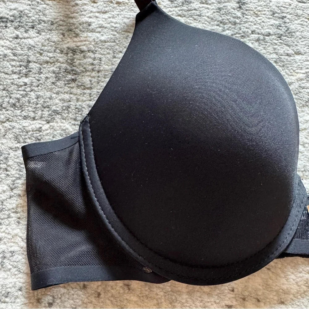 🆕 Nicole Miller light lift push up t-shirt bra in black